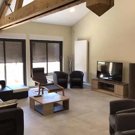 L'ucelyia Villa